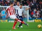 Glenn Whelan of Stoke City and James Morrison of West Bromwich Albion battle for the ball during the Barclays Premier League match on December 28, 2014