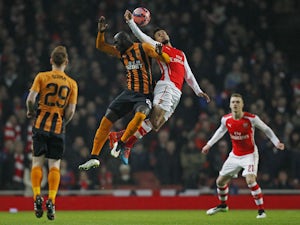 Half-Time Report: Mertesacker gives Arsenal lead against Hull