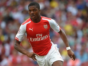 Akpom hat-trick eases Arsenal into final