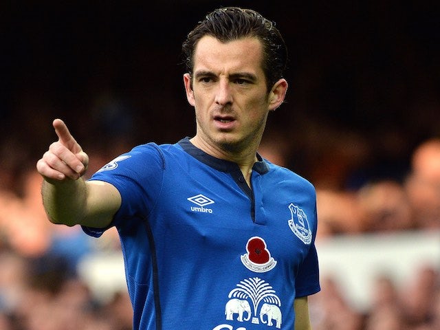 Leighton Baines in action for Everton on November 1, 2014