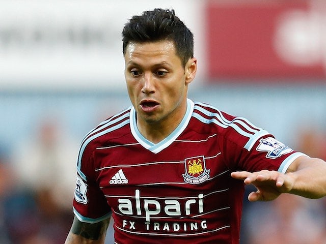 Mauro Zarate in action for West Ham on October 5, 2014
