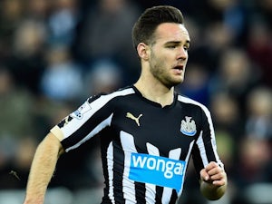 Adam Armstrong joins Bolton on loan