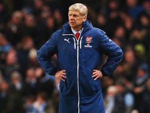 Wenger "surprised" to see Leicester bottom
