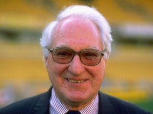 Hayward passes away, aged 91