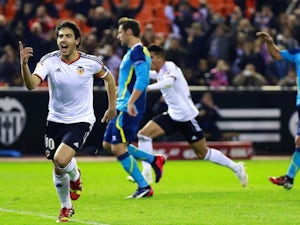 Valencia climb above Sevilla with win