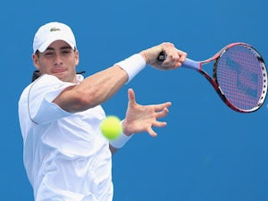 Isner reaches Miami Open semi-finals