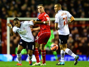 Bolton frustrate Liverpool in first half