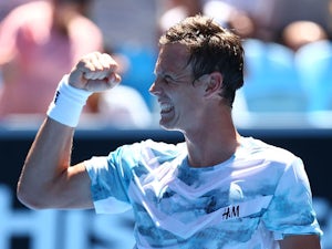 Convincing Berdych sees off Troicki