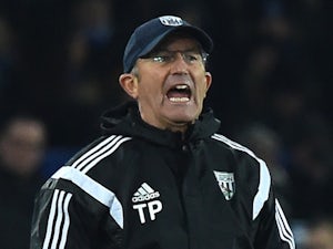 Tony Pulis looking for new signings