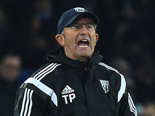 West Bromwich Albion's Welsh manager Tony Pulis shouts from the touchline during the English Premier League football match against Everton on January 19, 2015