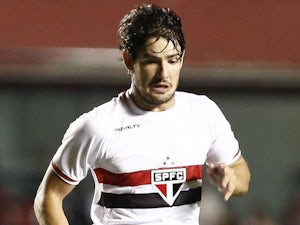 Man United, Chelsea offered Pato?
