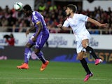 Espanyol's forward Felipe Caicedo (L) vies with Sevilla's Portuguese midfielder Daniel Carrico (R) during the Spanish Copa del Rey (King's Cup) quarter final second leg on January 29, 2015