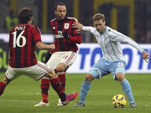Lazio lead Milan in Coppa clash