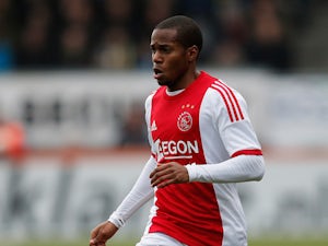 Ajax snatch late win at Go Ahead Eagles