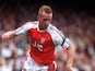 Perry Groves of Arsenal in action