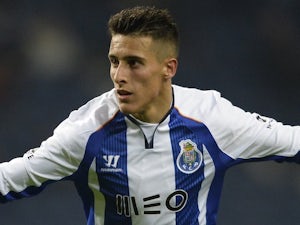 Tello gives Porto lead against Maccabi