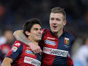 Ten-man Lazio succumb to Genoa defeat