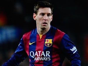 Messi penalty puts Barca ahead