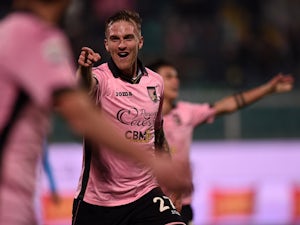 Ten-man Palermo hold on to beat Udinese