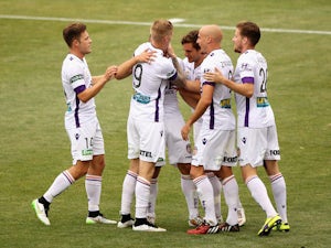 Perth Glory regain A-League top spot