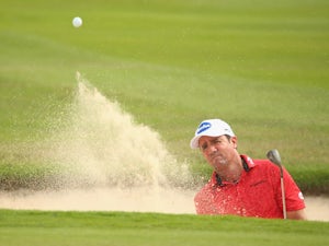 Hend takes two-shot lead in Thailand