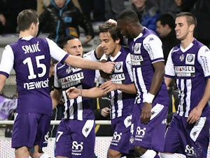 Toulouse boost survival hopes 