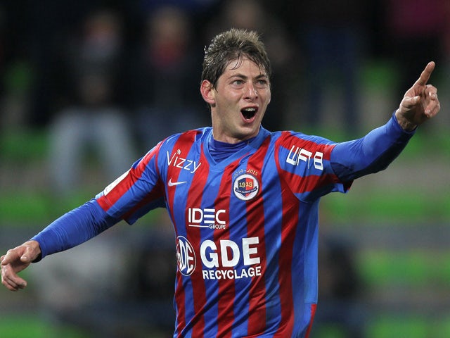 Caen's Argentinian forward Emiliano Sala celebrates his goal during the French L1 football match between Caen (SMC) and Lens (RCL) on February 21, 2015