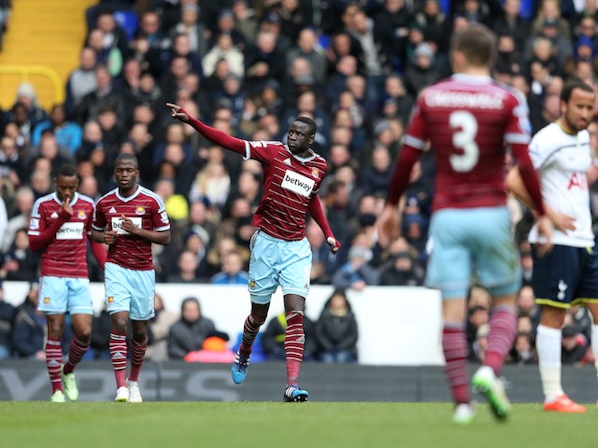 Half Time Report Cheikhou Kouyate Heads Hammers Into Lead