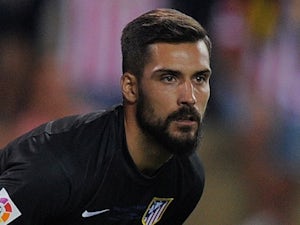 Moya signs new one-year Atletico deal