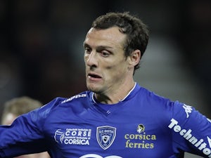 Squillaci to miss rest of season