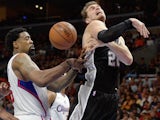 Tiago Splitter of the San Antonio Spurs battles with DeAndre Jordan of the Los Angeles Clippers on February 19, 2015
