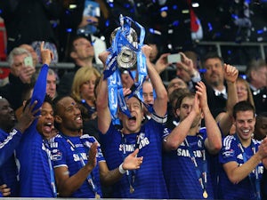 Chelsea see off Spurs to win League Cup