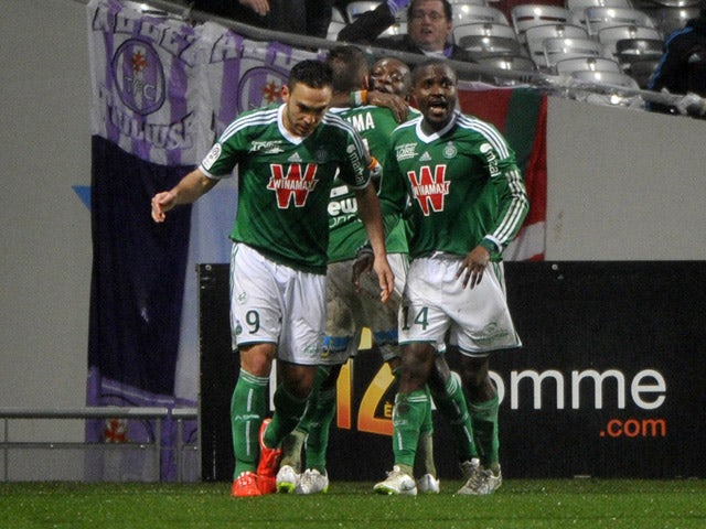 Saint-Etienne's Ivorian forward Max-Alain Gradel celebrates after scoring a goal during the French L1 football match Toulouse vs Saint Etienne on February 28, 2015