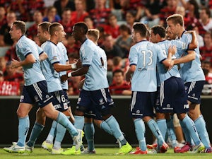 Sydney beat Wanderers in seven-goal thriller