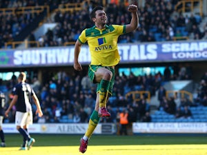 Norwich stroll to victory at Millwall