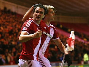 Middlesbrough beat Millwall to go top