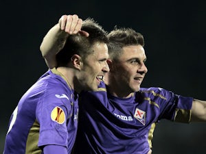 Fiorentina see off 10-man AC Milan