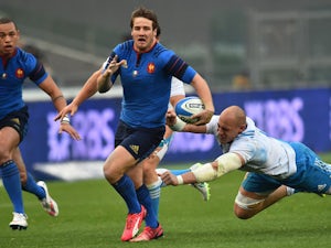 France dominate Italy in Six Nations