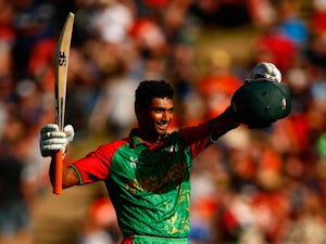 Bangladesh add 90 runs before tea