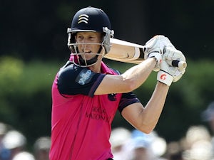 Middlesex looking for Voges replacement
