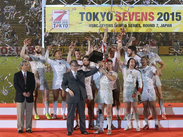 England team celebrates after wininng the cup final between England and South Africa during day two of the Tokyo Sevens Rugby 2015 at Chichibunomiya Rugby Stadium on April 5, 2015