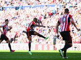 Jermain Defoe of Sunderland scores the opening goal during the Barclays Premier League match between Sunderland and Newcastle United at Stadium of Light on April 5, 2015