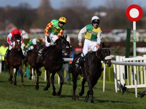 Many Clouds wins Grand National
