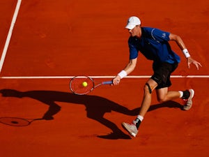 Isner sees off Sousa in Rome