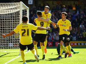 Craig Cathcart extends Watford stay