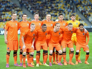 Club Brugge's players pose for a photo prior to the UEFA Europa League second leg quarter-final football match between FC Dnipro Dnipropetrovsk and Club Brugge KV in Kiev on April 23, 2015