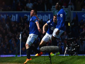Everton make light work of Man Utd
