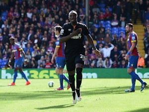 Hull secure vital win over Palace