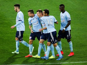 Sydney FC snatch late win in derby