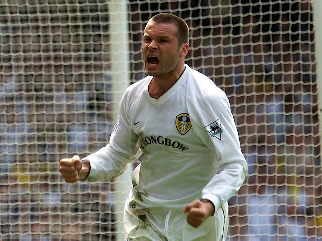 viduka leeds shirt